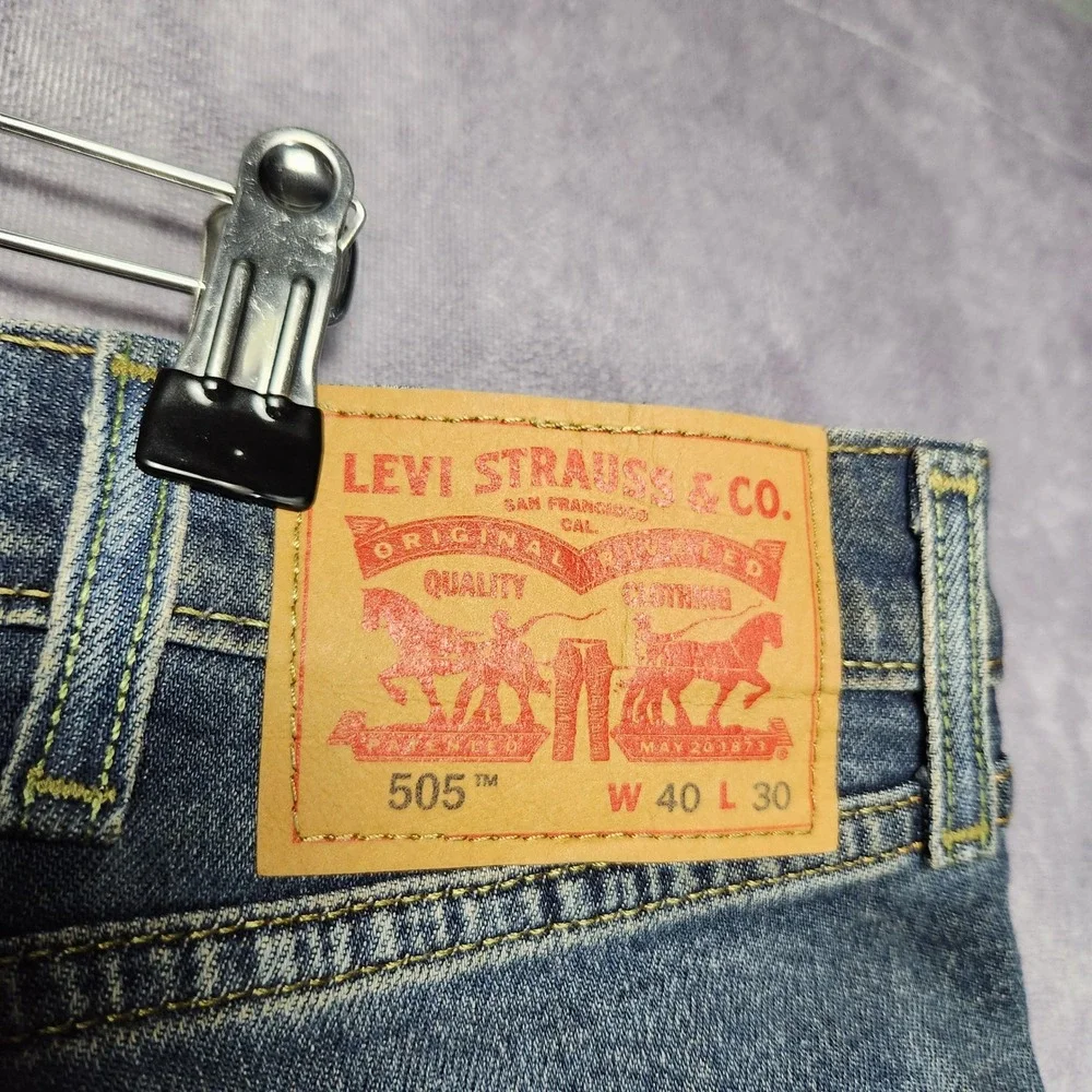 Levis 505 Regular Fit Jeans Mens 40x30 Blue‎ Straight Leg Iron Creased